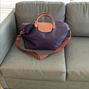 Longchamp ale Pliage Expandable Nylon Weekender 21”